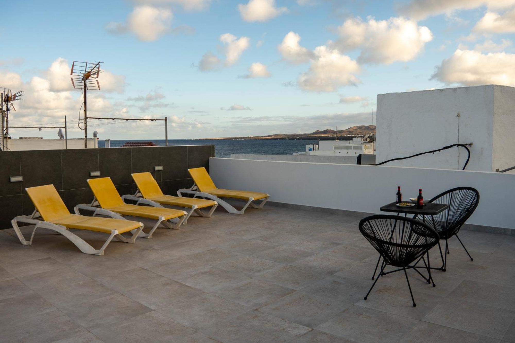 Kiposhi Beach Apartments Punta Mujeres Haría Exterior foto
